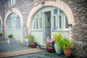 Hobbit Cottage